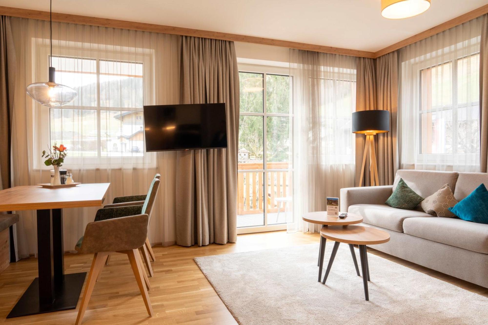 Bauernhofhotel "Die Unterbergerin" - Zimmer Mit Fruehstueck Und Ferienwohnungen In Gastein Mit Gratis Thermeneintritt Dorfgastein Extérieur photo